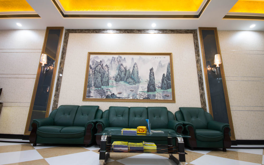 Sky Hotel Chinatown Rangoon Buitenkant foto