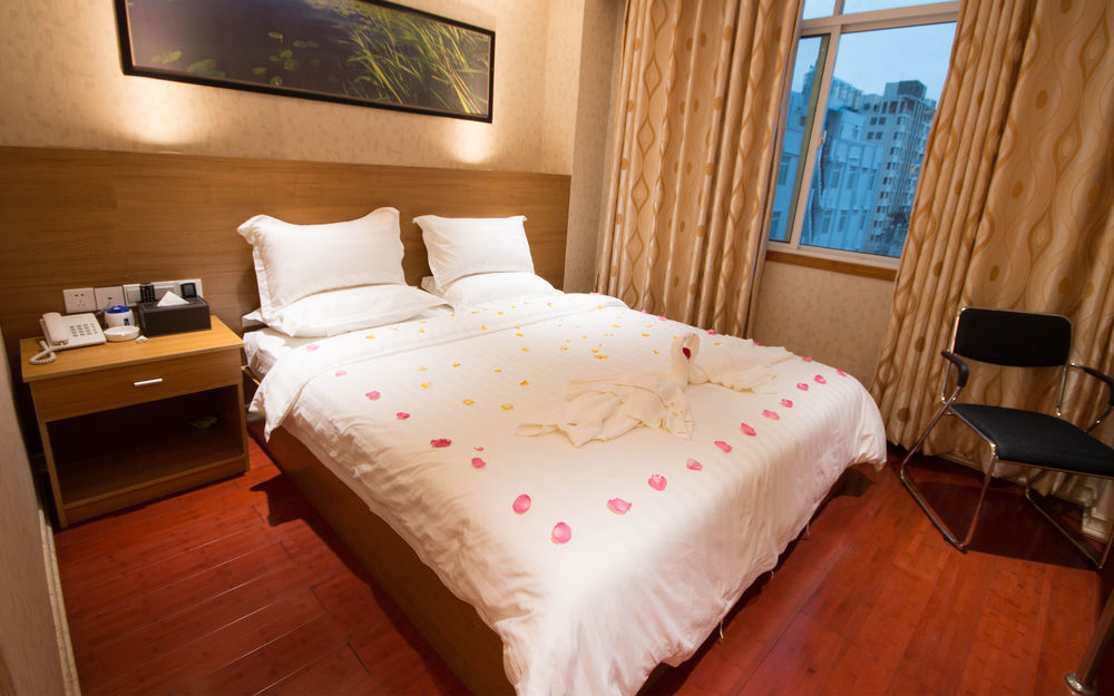 Sky Hotel Chinatown Rangoon Buitenkant foto