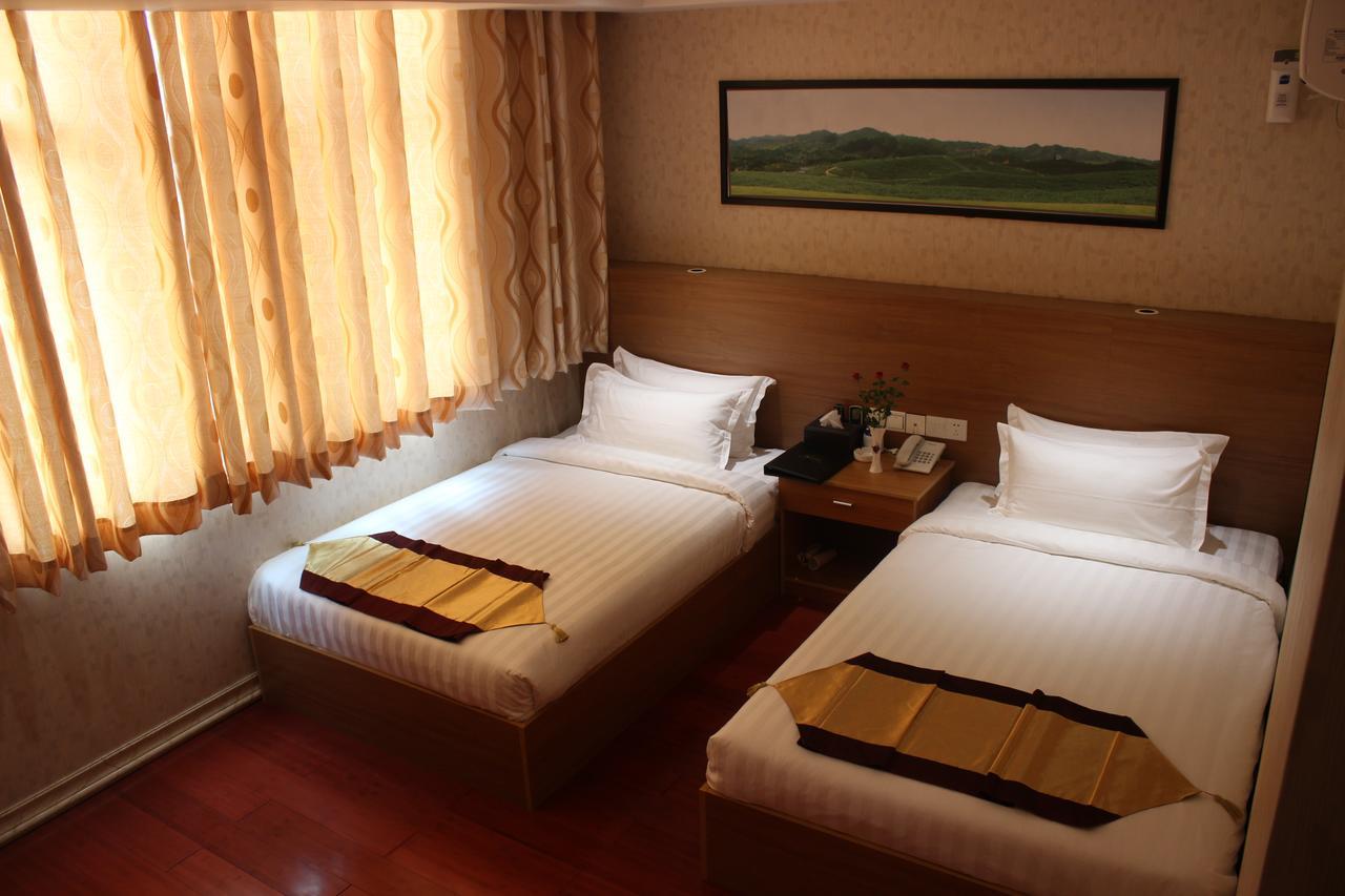 Sky Hotel Chinatown Rangoon Buitenkant foto