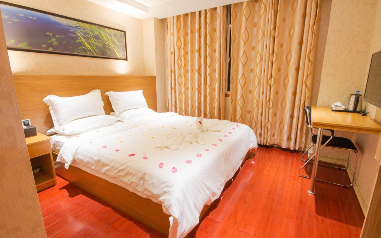 Sky Hotel Chinatown Rangoon Buitenkant foto